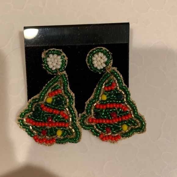 NWOT Christmas Tree Earrings Posts - Picture 1 of 5